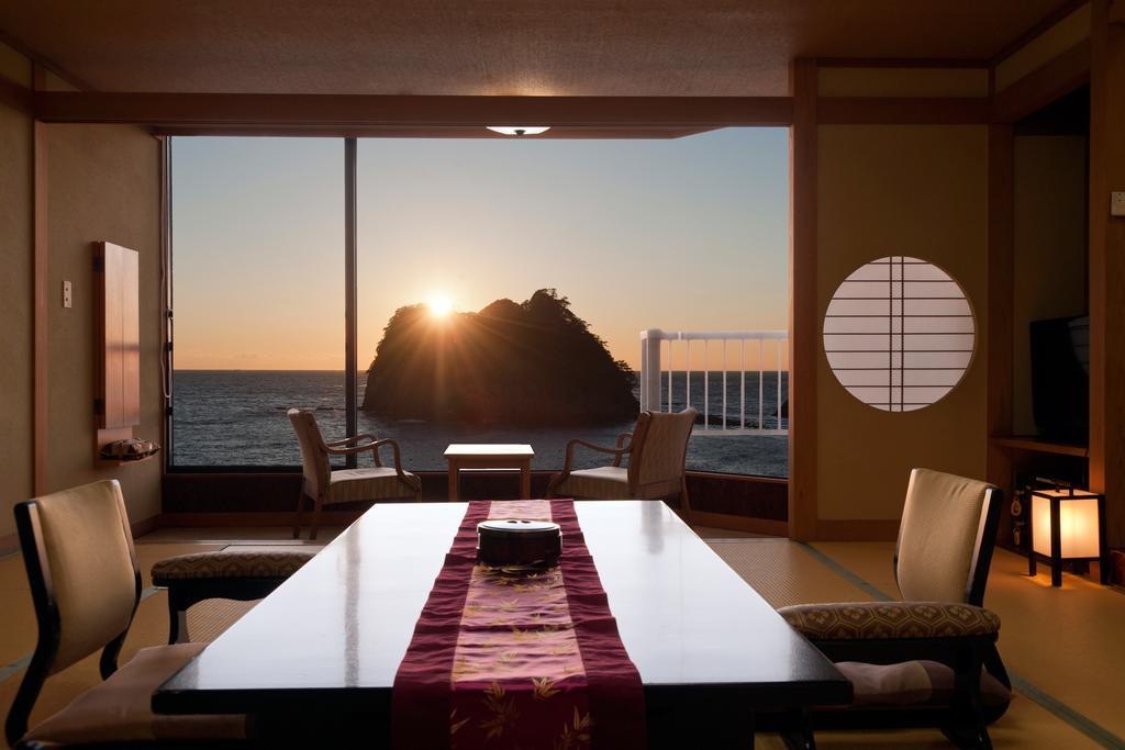 Umibenokakureyu Seiryu Hotel Nishiizu Exterior photo