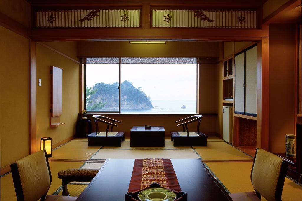 Umibenokakureyu Seiryu Hotel Nishiizu Exterior photo